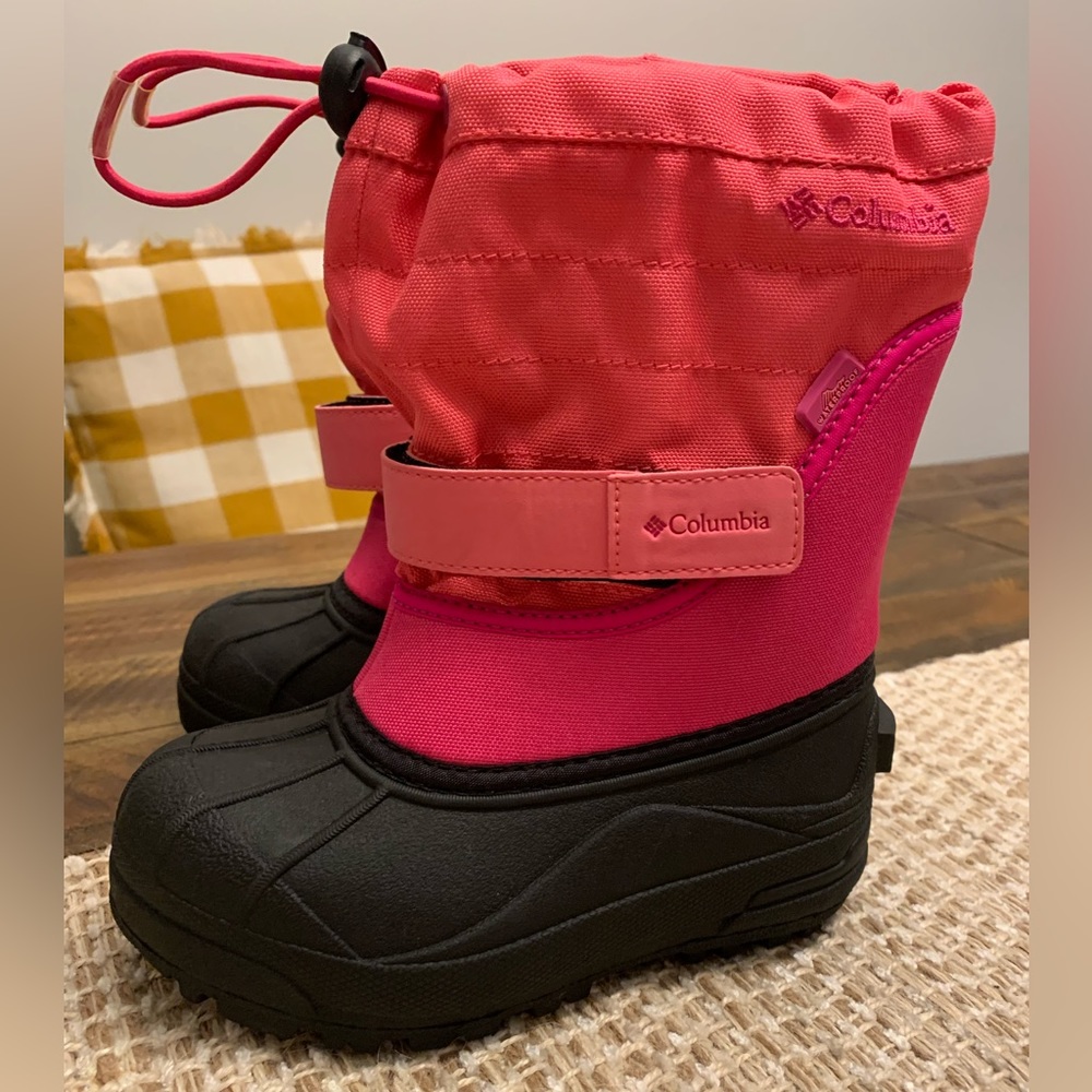 Brand new- Columbia snow boots. Pink/fusha never worn. Insulated!